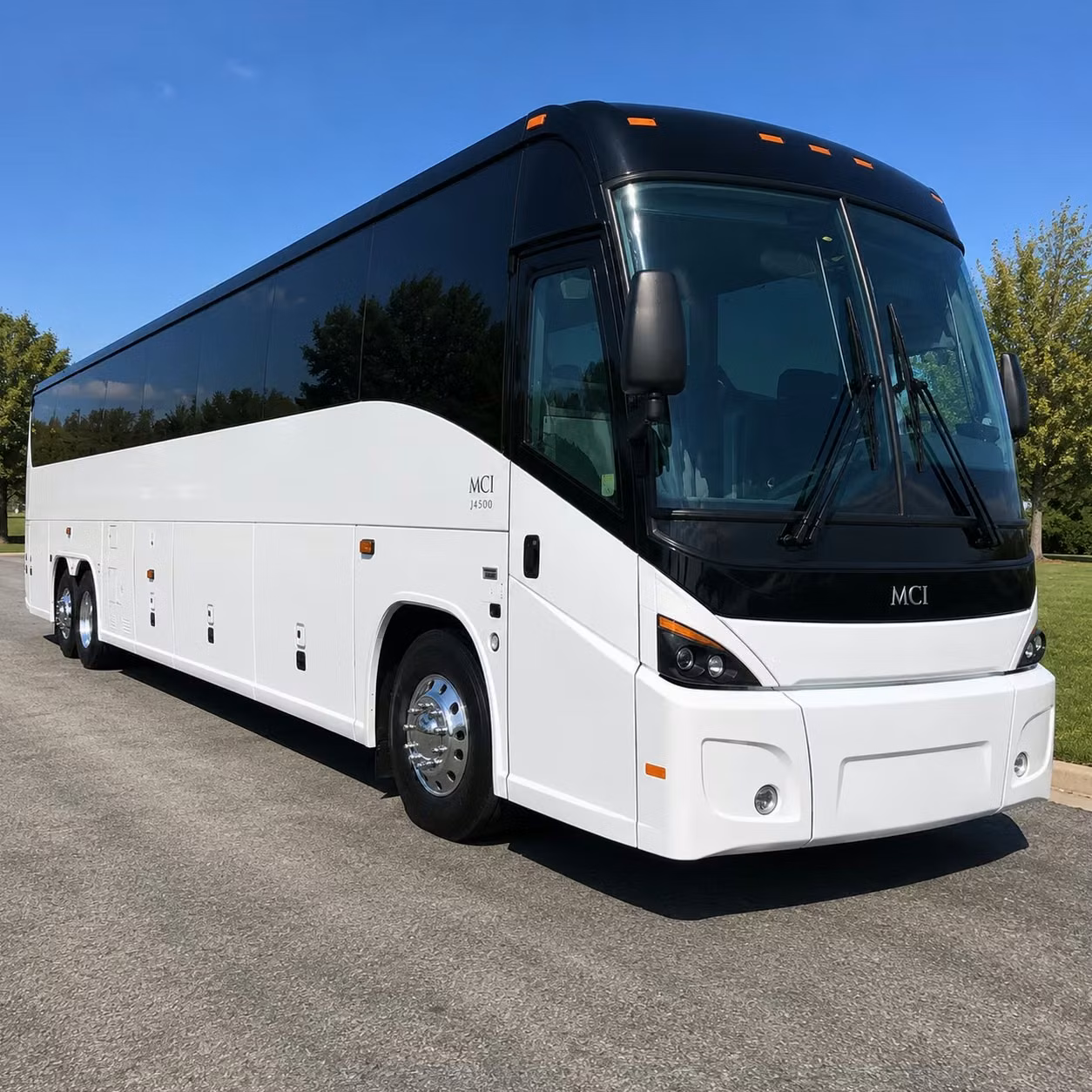 finding the right bus size for your oakland airport group has never been easier