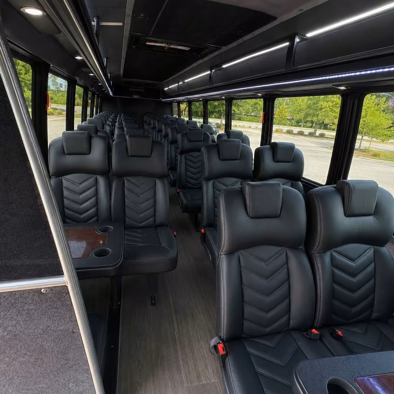 minibuses for small oakland prom friend groups who want something just right